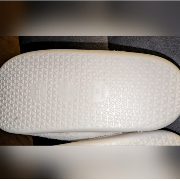 Cozy Cream Slippers with Lavender Embroidery Taylor Swift Song. - Picture 7 of 7